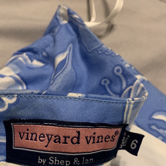 Vineyard vines blue scalloped shell skirt perfect for summer - Picture 3 of 3